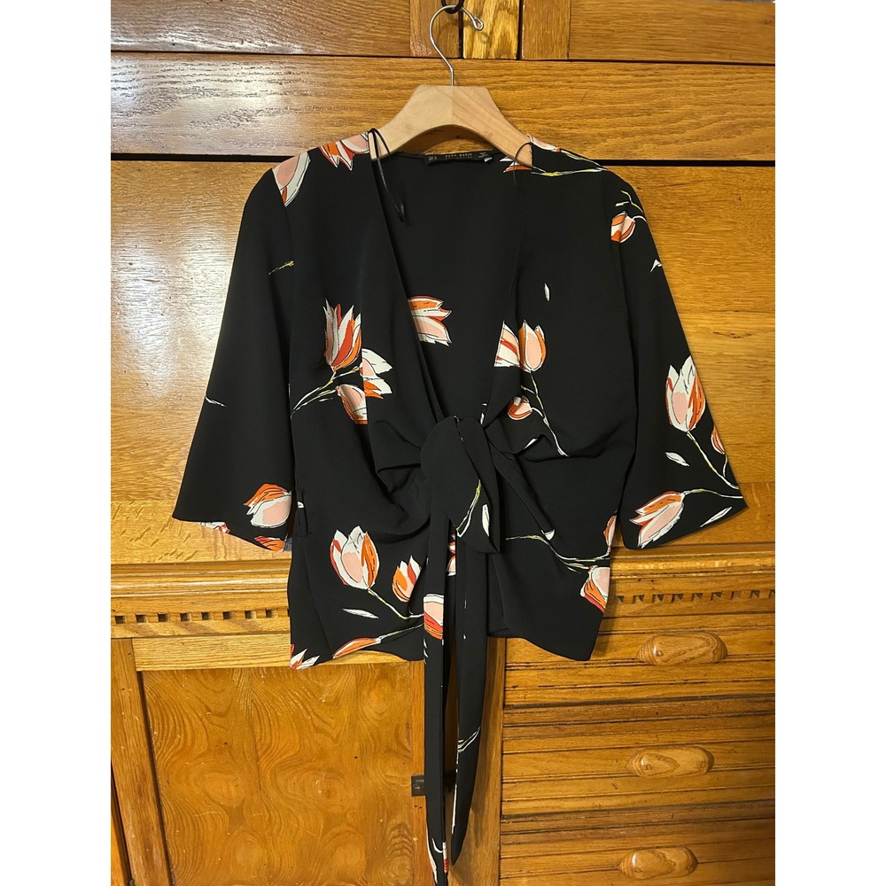 Zara Basic Cottagecore Whimsigoth Floral Tulip Print Kimono Wrap Top Medium